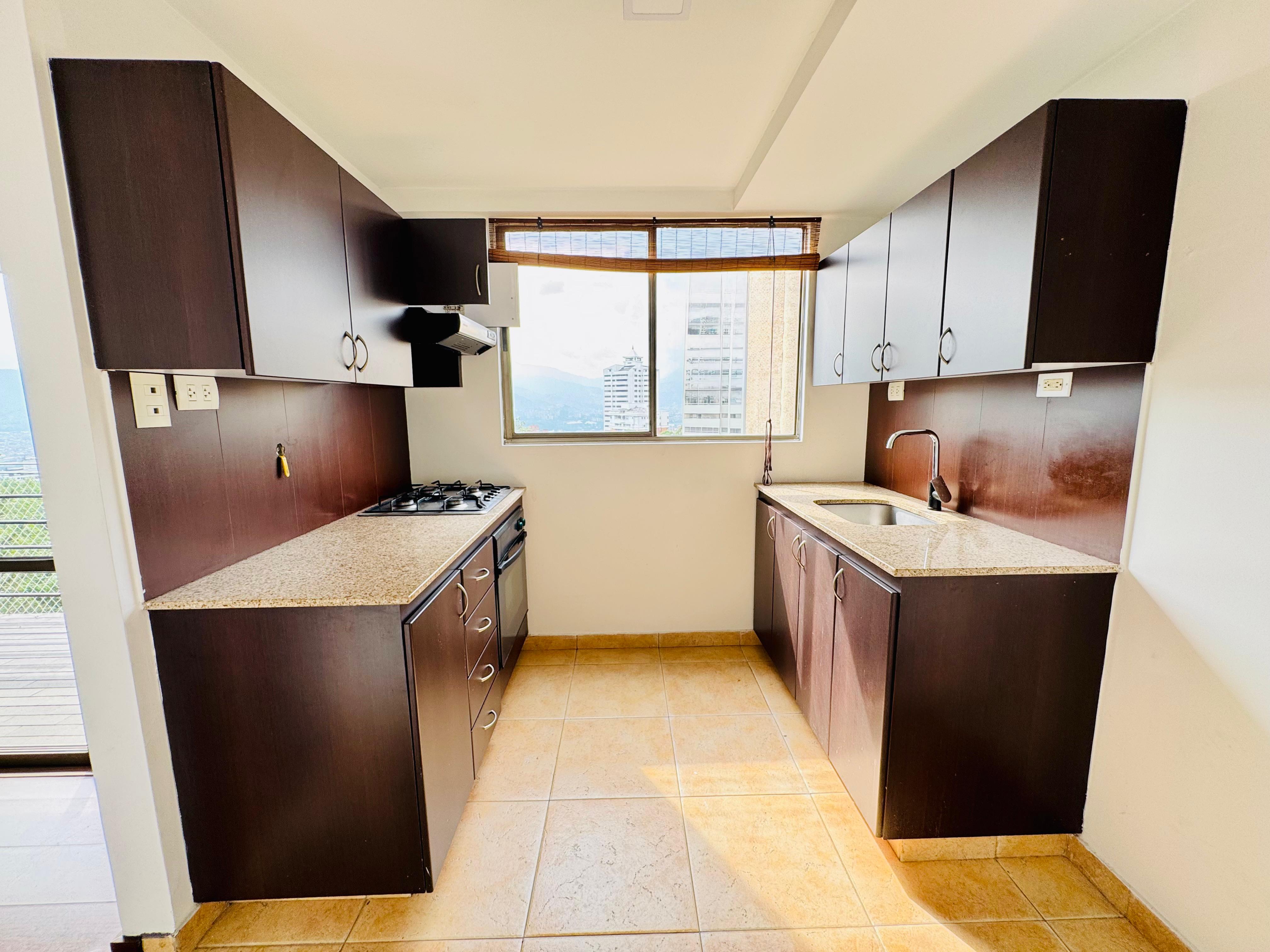 Apartamento en arriendo en San Lucas, Medellín · foto 2 de 12