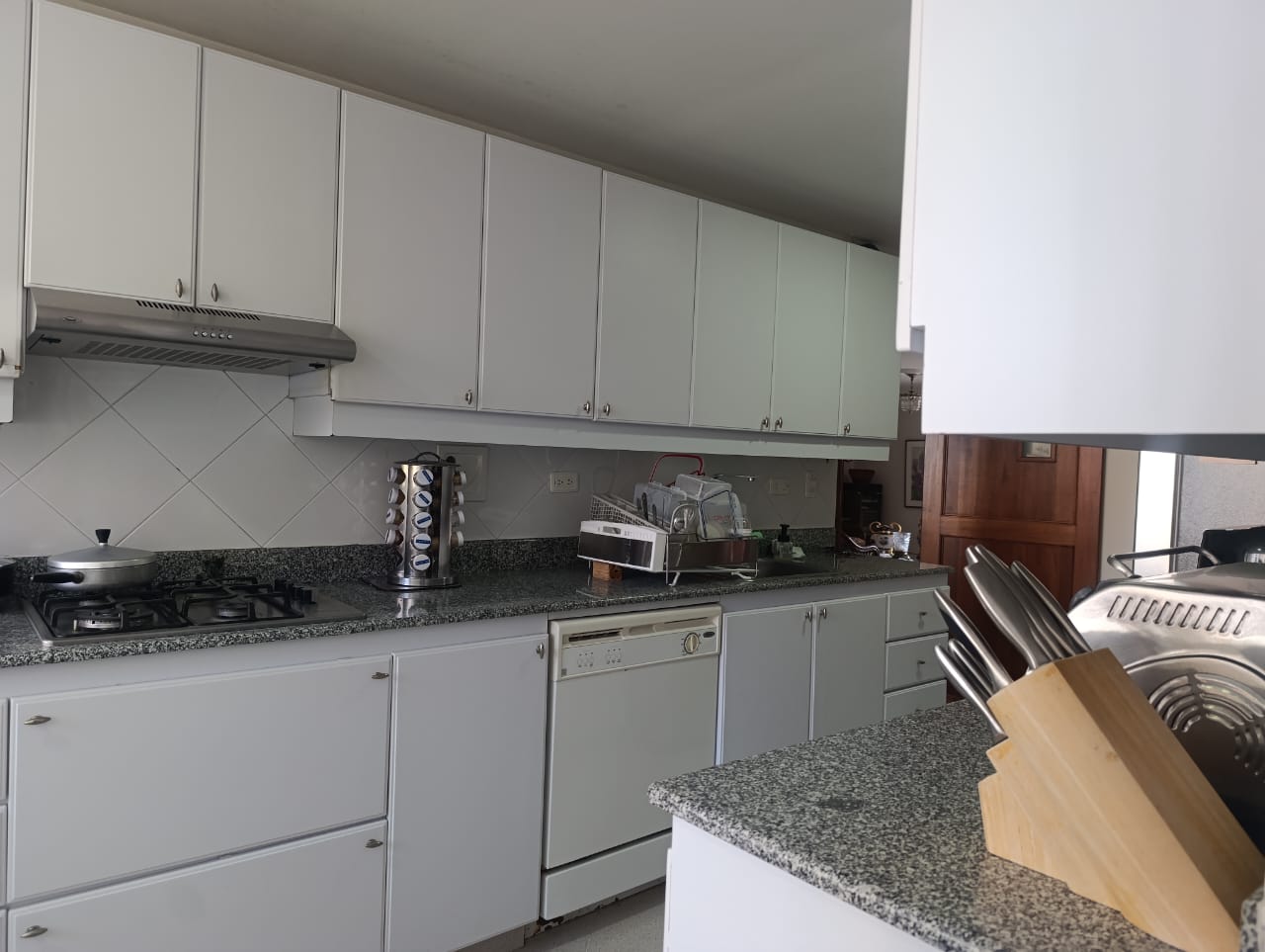 Apartamento en arriendo en El Poblado, Medellín · foto 5 de 20