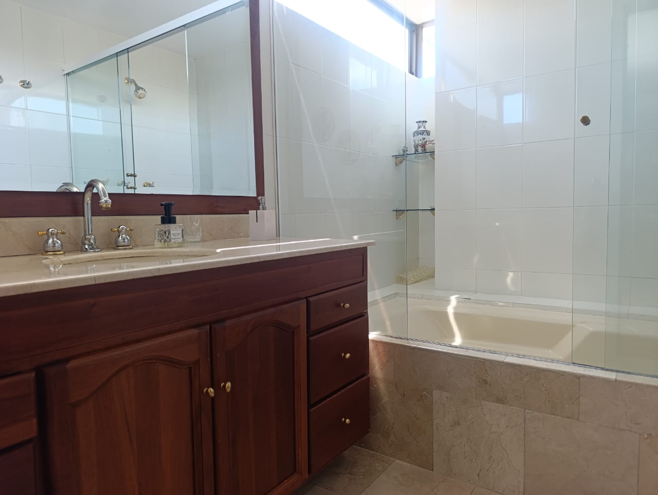 Apartamento en arriendo en El Poblado, Medellín · foto 19 de 20