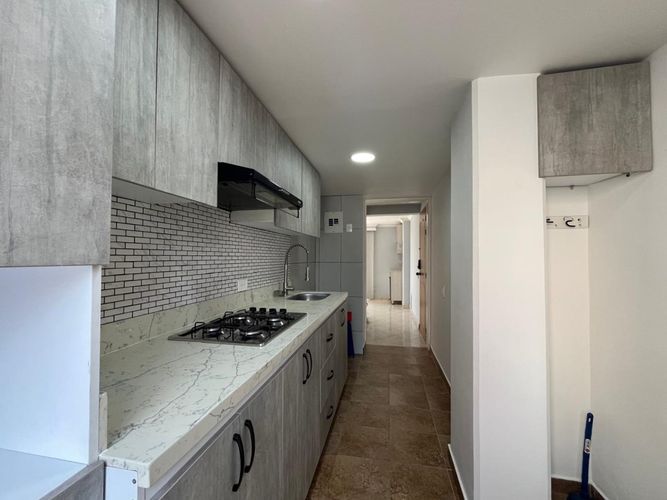 Apartamento de 3 alcobas en arriendo en El Poblado, Medellín, 91 m² · foto 8 de 18