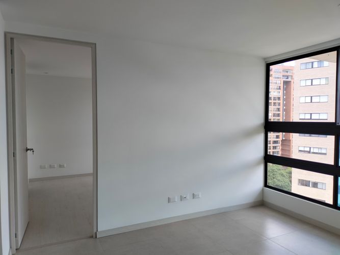 Apartamento de 2 alcobas en arriendo en El Poblado, Medellín, 64 m² · foto 7 de 16