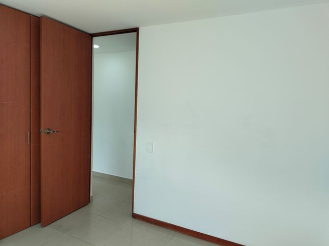 Apartamento de 2 alcobas en arriendo en El Poblado, Medellín, 68 m² · foto 8 de 16