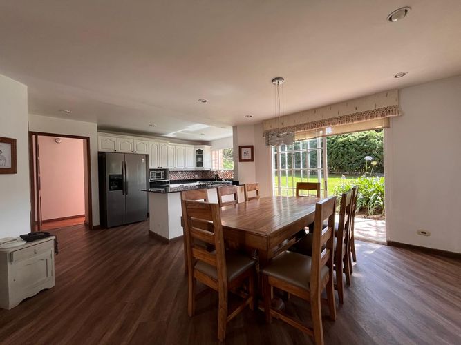 Casa de 4 alcobas en venta en Mesa, Envigado, 283 m² · foto 5 de 20