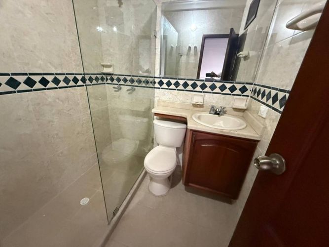 Casa de 4 alcobas en venta en La Mata, Piedecuesta, 250 m² · foto 10 de 15