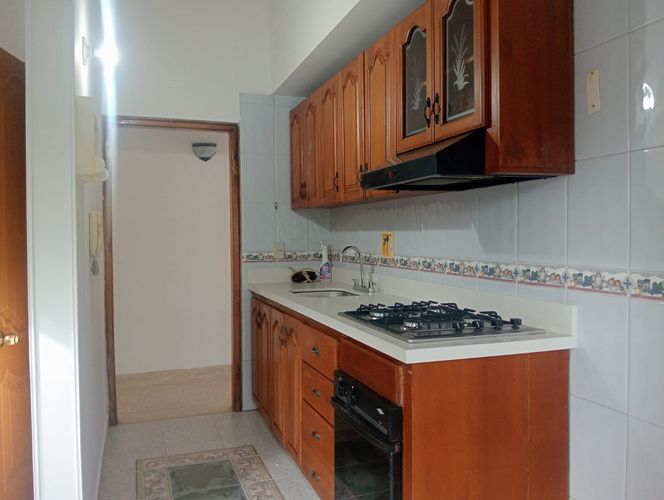 Apartamento de 4 alcobas en arriendo en Laureles, Medellín, 150 m² · foto 5 de 16