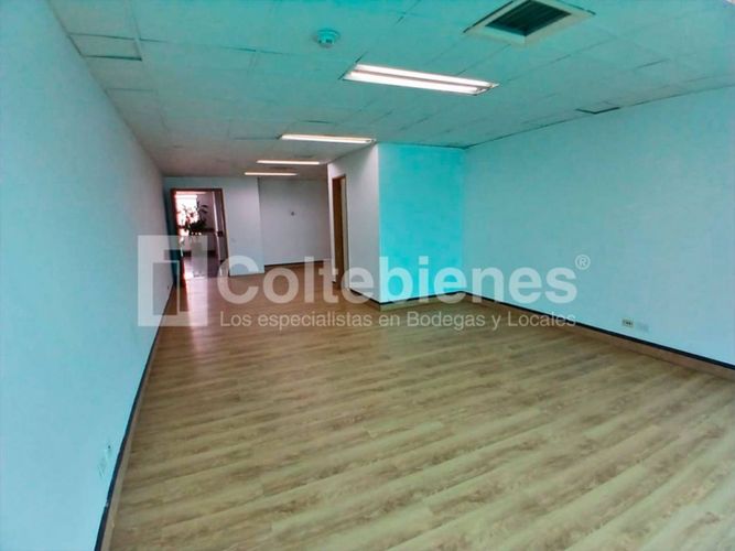 Oficina en arriendo en La Aguacatala, Medellín, 49 m² · foto 6 de 13
