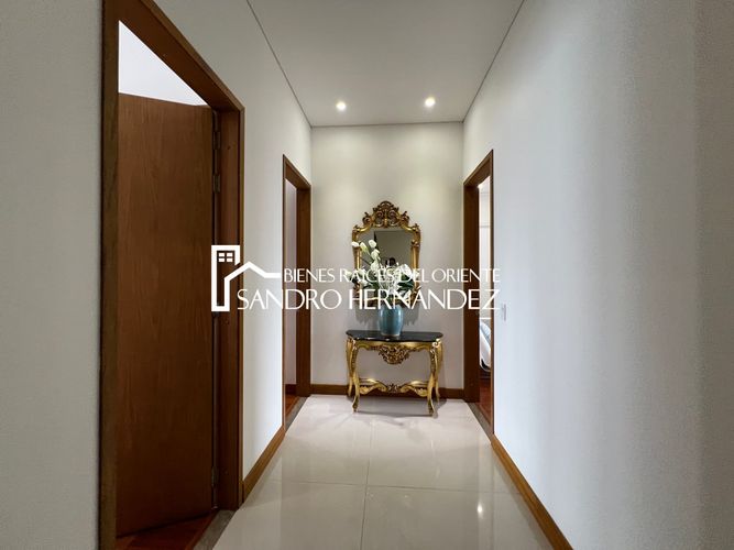 Apartamento de 5 alcobas en venta en Cabecera Del Llano, Bucaramanga, 506 m² · foto 21 de 24
