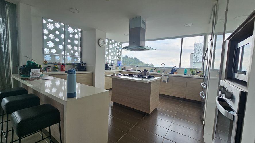 Apartamento de 4 alcobas en venta en Palermo, Manizales, 270 m² · foto 5 de 14