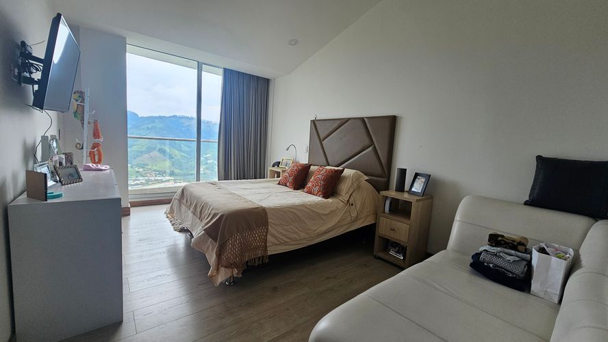Apartamento de 4 alcobas en venta en Palermo, Manizales, 270 m² · foto 8 de 14
