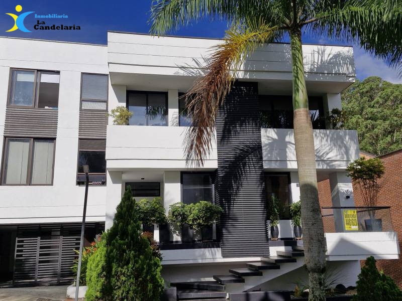 Casa en Arriendo en El Poblado, Medellín