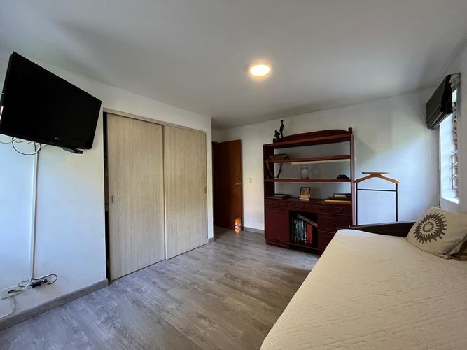 Apartamento de 3 alcobas en venta en El Poblado, Medellín, 96 m² · foto 8 de 14