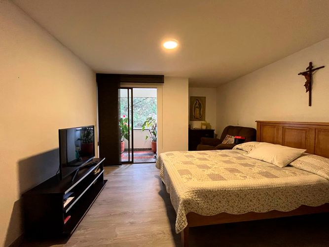 Apartamento de 3 alcobas en venta en El Poblado, Medellín, 96 m² · foto 10 de 14