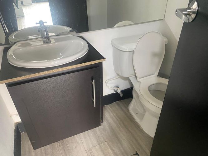 Oficina en arriendo en El Poblado, Medellín, 75 m² · foto 5 de 9
