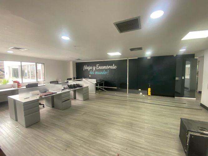Oficina en arriendo en El Poblado, Medellín, 75 m² · foto 7 de 9