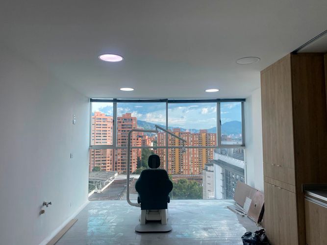 Oficina en arriendo en El Poblado, Medellín, 36 m² · foto 2 de 8