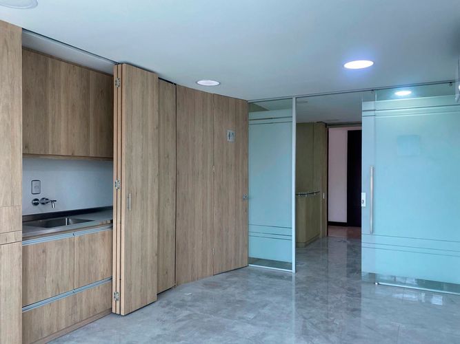 Oficina en arriendo en El Poblado, Medellín, 36 m² · foto 6 de 8
