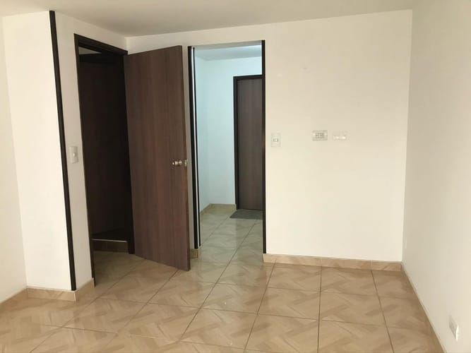 Apartamento de 2 alcobas en arriendo en Engativá, Bogotá, 74 m² · foto 6 de 12