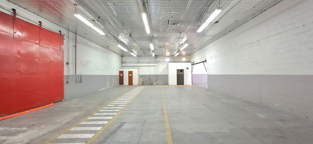 Bodega en arriendo en Las Delicias, Cali, 300 m² · foto 2 de 8