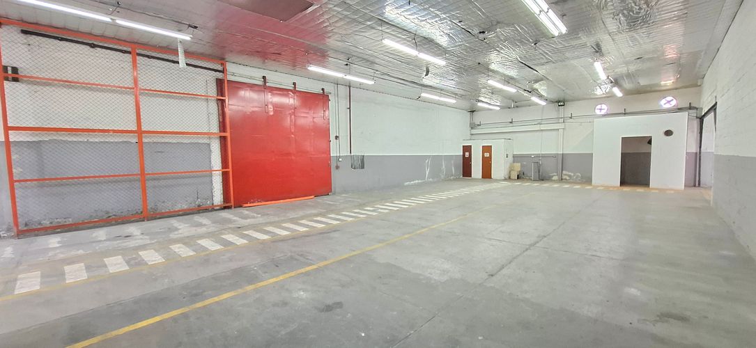Bodega en arriendo en Las Delicias, Cali, 300 m² · foto 7 de 8