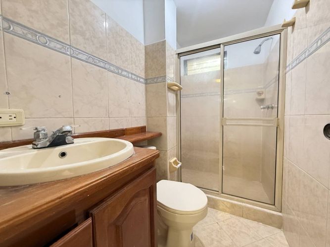 Apartamento de 3 alcobas en arriendo en Laureles, Medellín, 90 m² · foto 11 de 13