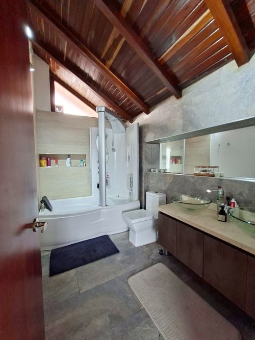 Casa de 4 alcobas en venta en Cota, 177 m² · foto 14 de 24