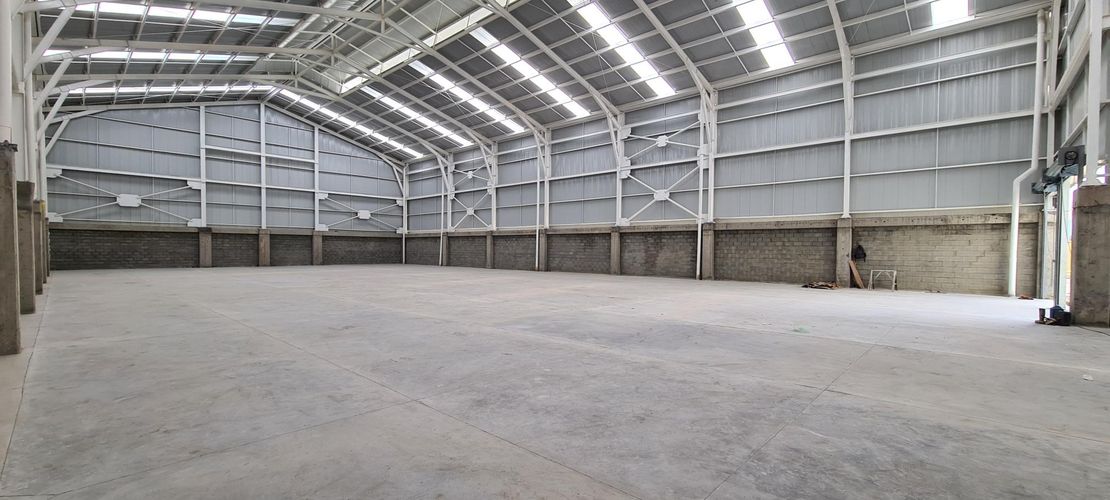 Bodega en venta en La Herradura, Palmira, 1585 m² · foto 8 de 24