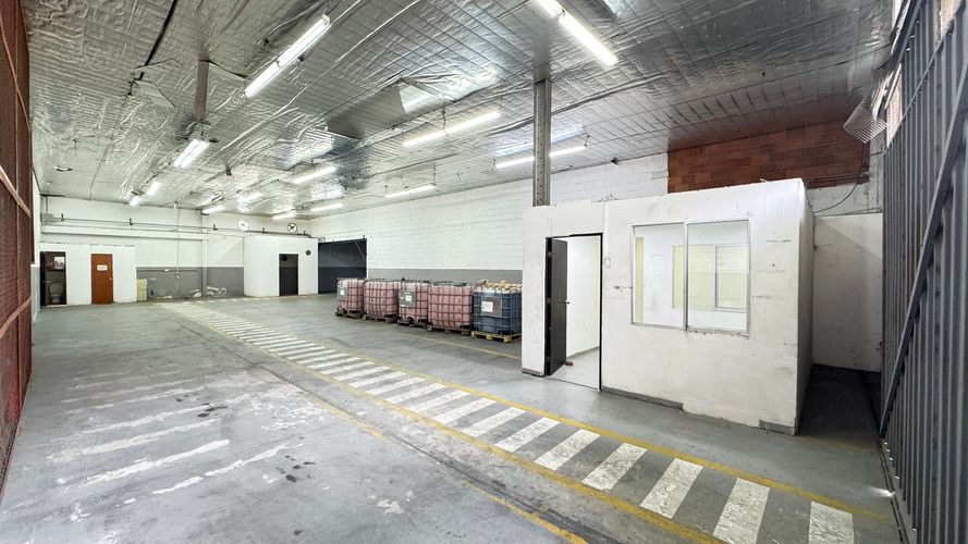 Bodega en arriendo en Industrial, Cali, 300 m² · foto 6 de 17