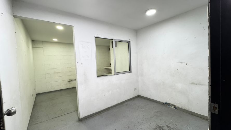 Bodega en arriendo en Industrial, Cali, 300 m² · foto 11 de 17