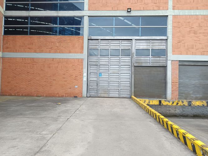 Bodega en arriendo en Cr Alejandria Real Viii, Mosquera, 2382 m² · foto 6 de 19