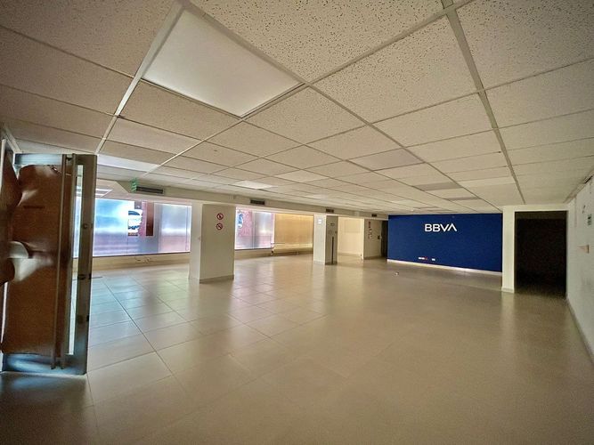 Local en venta en Sector Lago Uribe, Pereira, 299 m² · foto 9 de 16