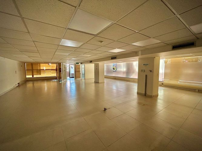 Local en venta en Sector Lago Uribe, Pereira, 299 m² · foto 12 de 16