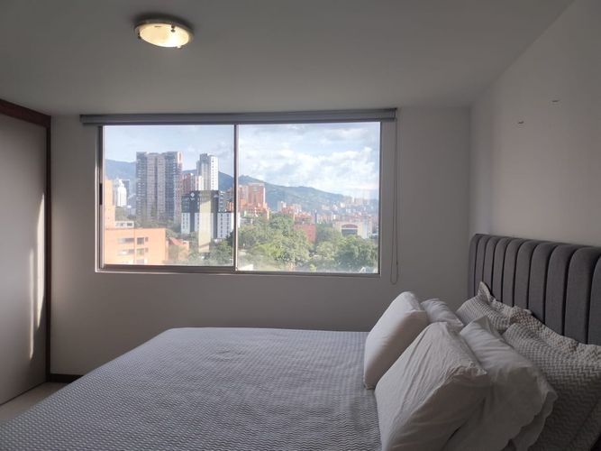 Apartamento de 2 alcobas en arriendo en El Poblado, Medellín, 90 m² · foto 6 de 16