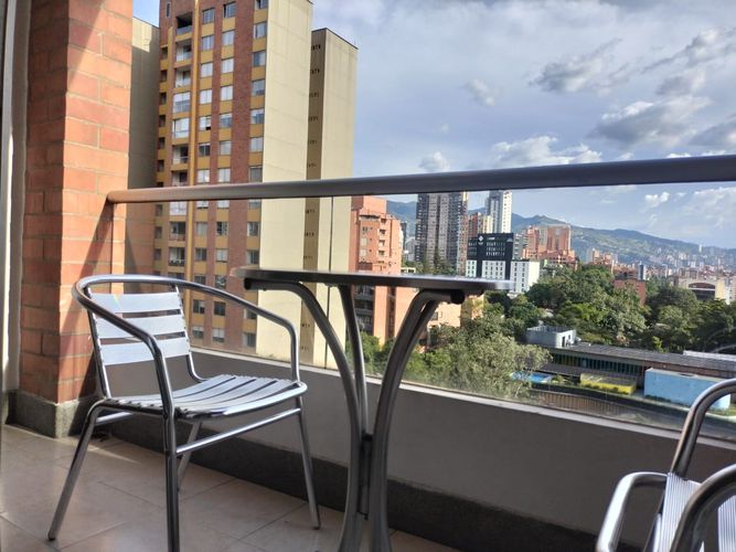 Apartamento de 2 alcobas en arriendo en El Poblado, Medellín, 90 m² · foto 16 de 16