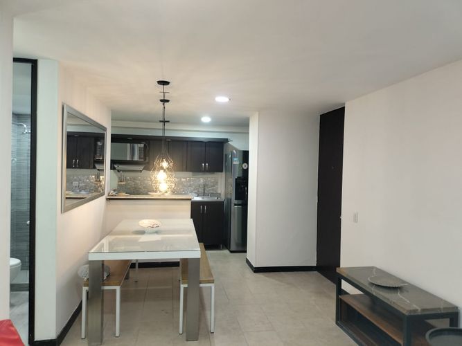 Apartamento de 3 alcobas en arriendo en El Poblado, Medellín, 60 m² · foto 3 de 16