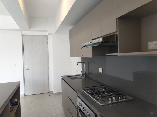 Apartamento de 3 alcobas en arriendo en Otraparte, Envigado, 77 m² · foto 3 de 17
