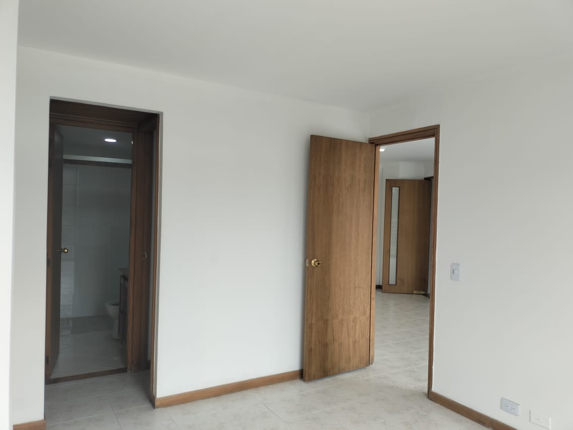 Apartamento en venta en El Poblado, Medellín · foto 11 de 14