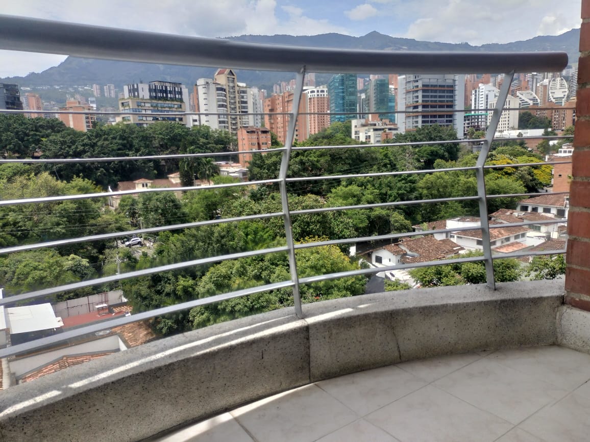 Apartamento en venta en El Poblado, Medellín · foto 14 de 14