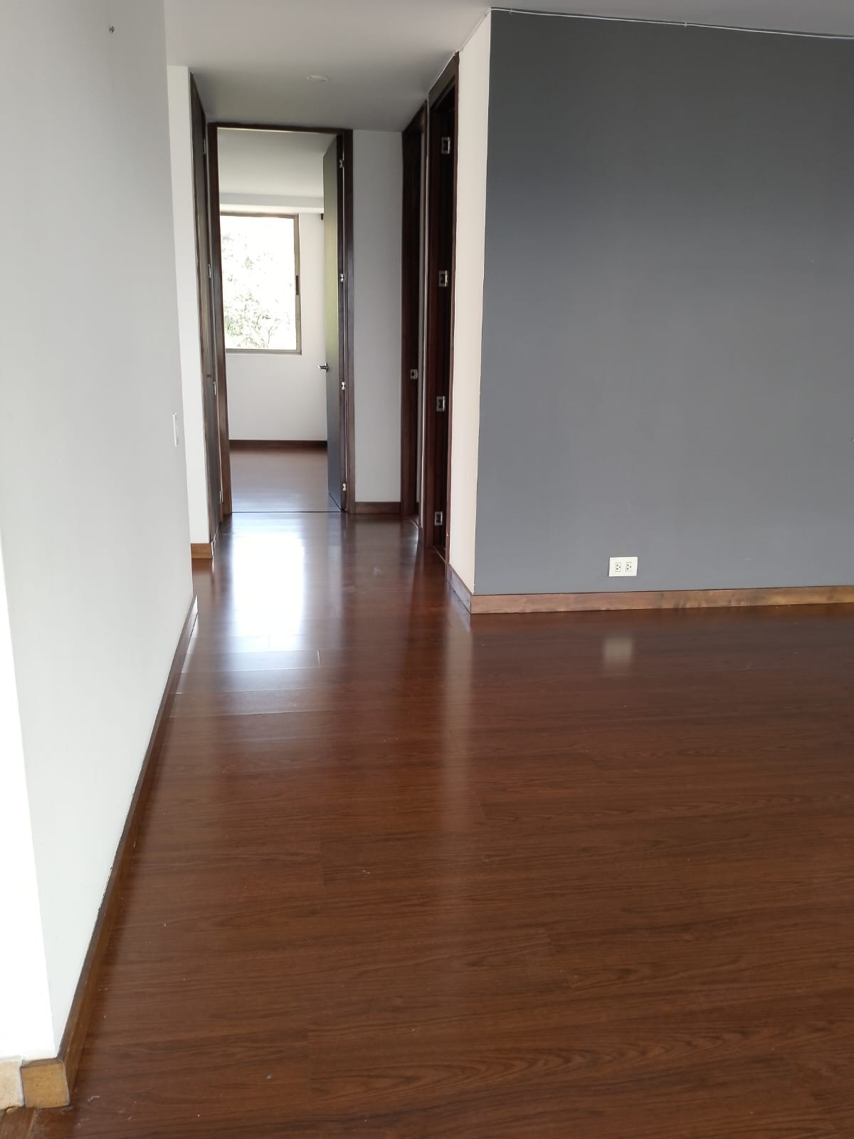 Apartamento en arriendo en San Lucas, Medellín · foto 3 de 23