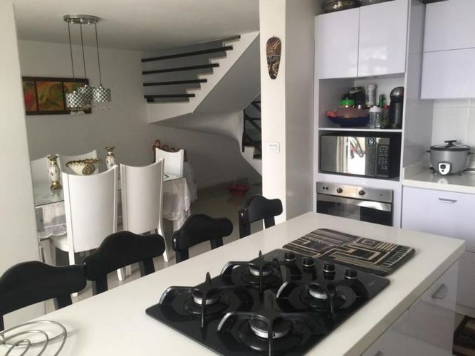 Casa de 8 alcobas en venta en Nicolas De Federman, Bogotá, 219 m² · foto 8 de 20