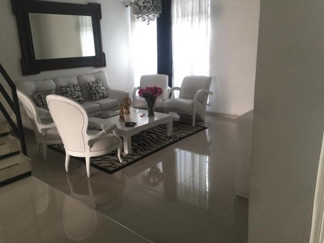 Casa de 8 alcobas en venta en Nicolas De Federman, Bogotá, 219 m² · foto 11 de 20