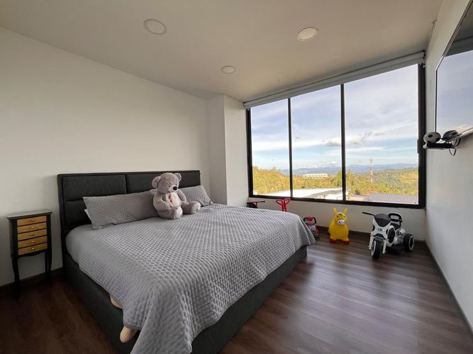 Casa de 3 alcobas en venta en Loma Del Escobero, Envigado, 420 m² · foto 15 de 20