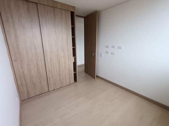 Apartamento de 2 alcobas en venta en Rionegro, 65 m² · foto 10 de 18