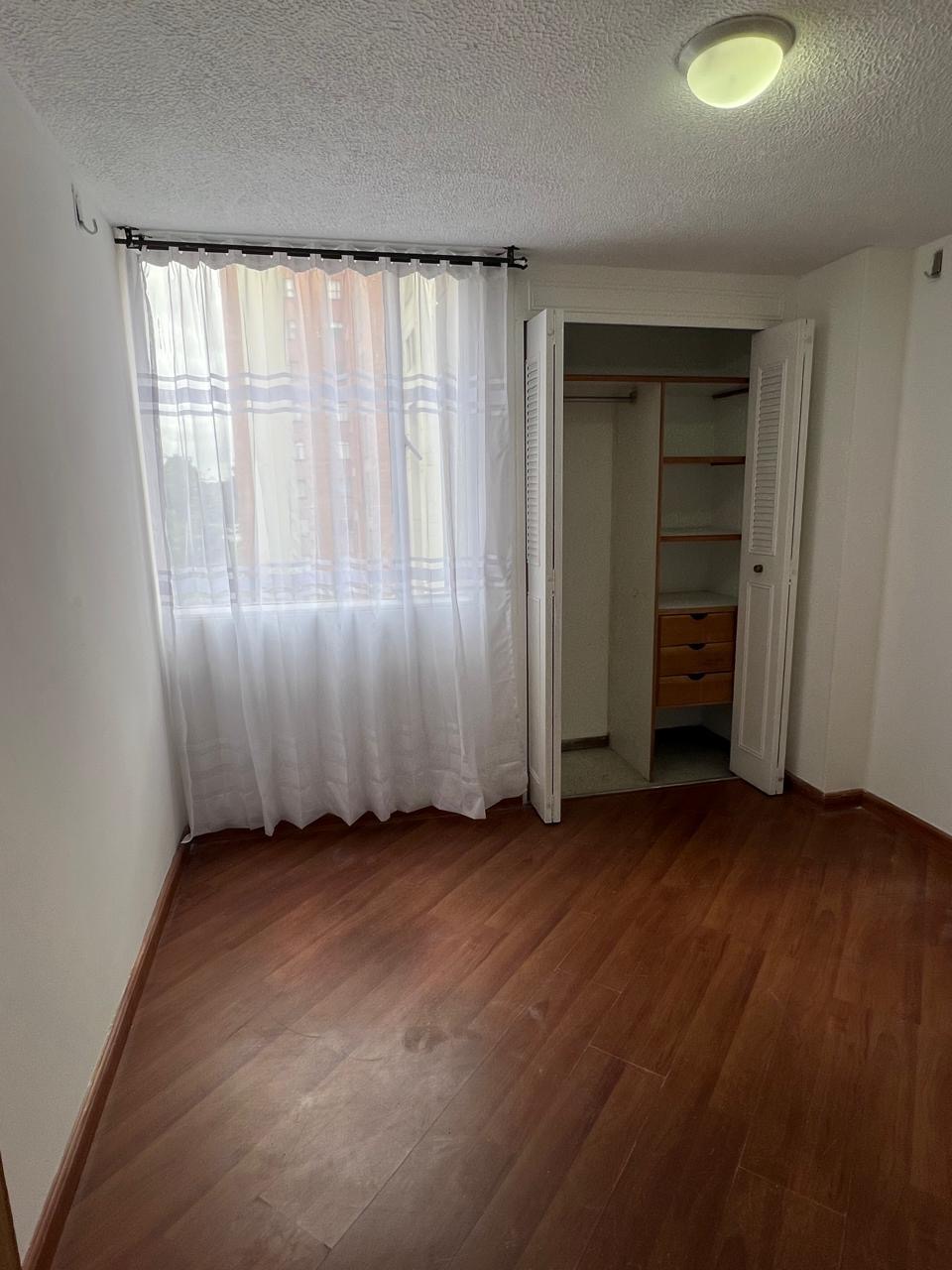 Apartamento en arriendo en Ciudad Universitaria, Bogotá · foto 5 de 20