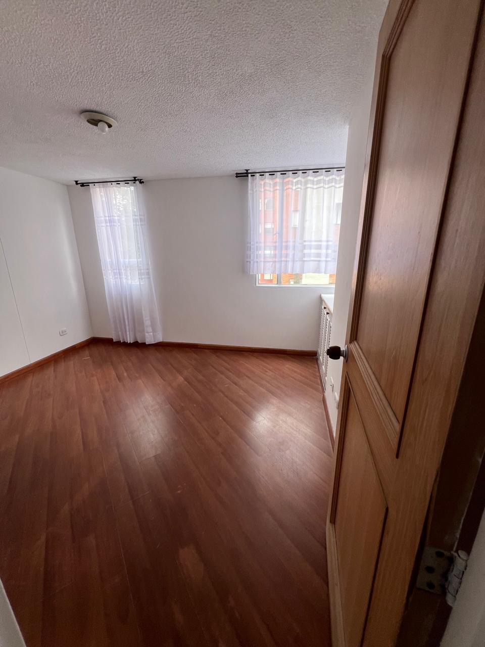 Apartamento en arriendo en Ciudad Universitaria, Bogotá · foto 9 de 20