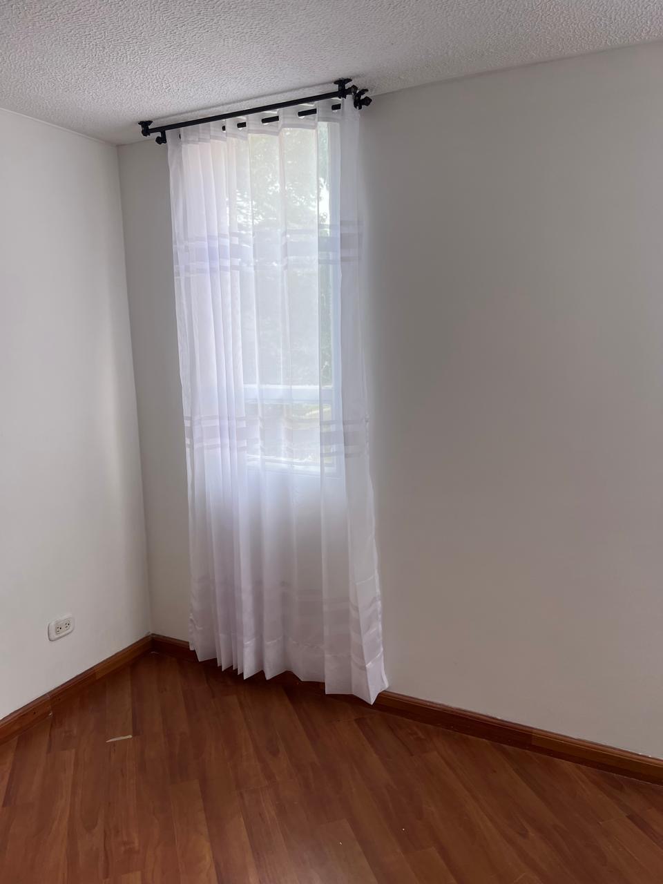Apartamento en arriendo en Ciudad Universitaria, Bogotá · foto 10 de 20