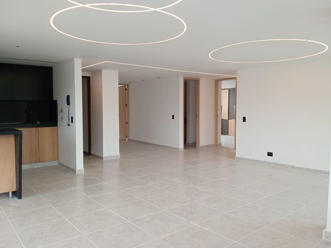 Apartamento de 3 alcobas en arriendo en Laureles, Medellín, 140 m² · foto 7 de 14