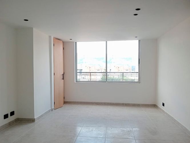 Apartamento de 3 alcobas en arriendo en Laureles, Medellín, 140 m² · foto 10 de 14