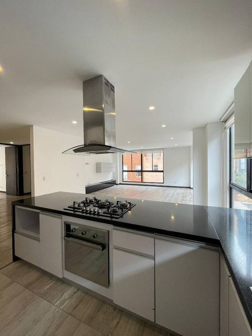 Apartamento en venta en Chicó Navarra, Bogotá · foto 7 de 24