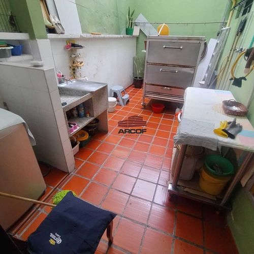 Casa de 6 alcobas en venta en La Concordia, Bucaramanga, 280 m² · foto 9 de 19