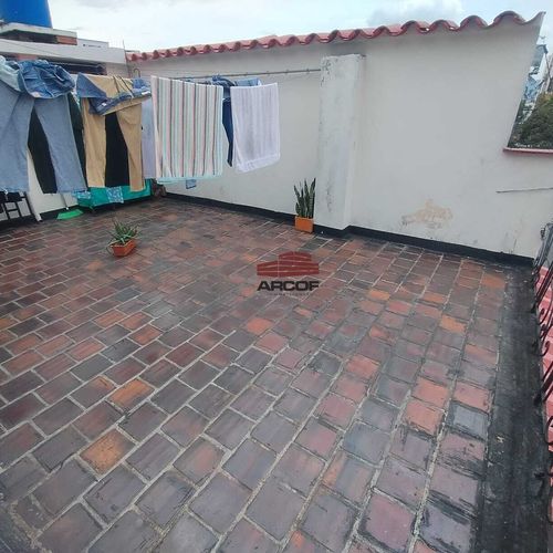 Casa de 6 alcobas en venta en La Concordia, Bucaramanga, 280 m² · foto 14 de 19